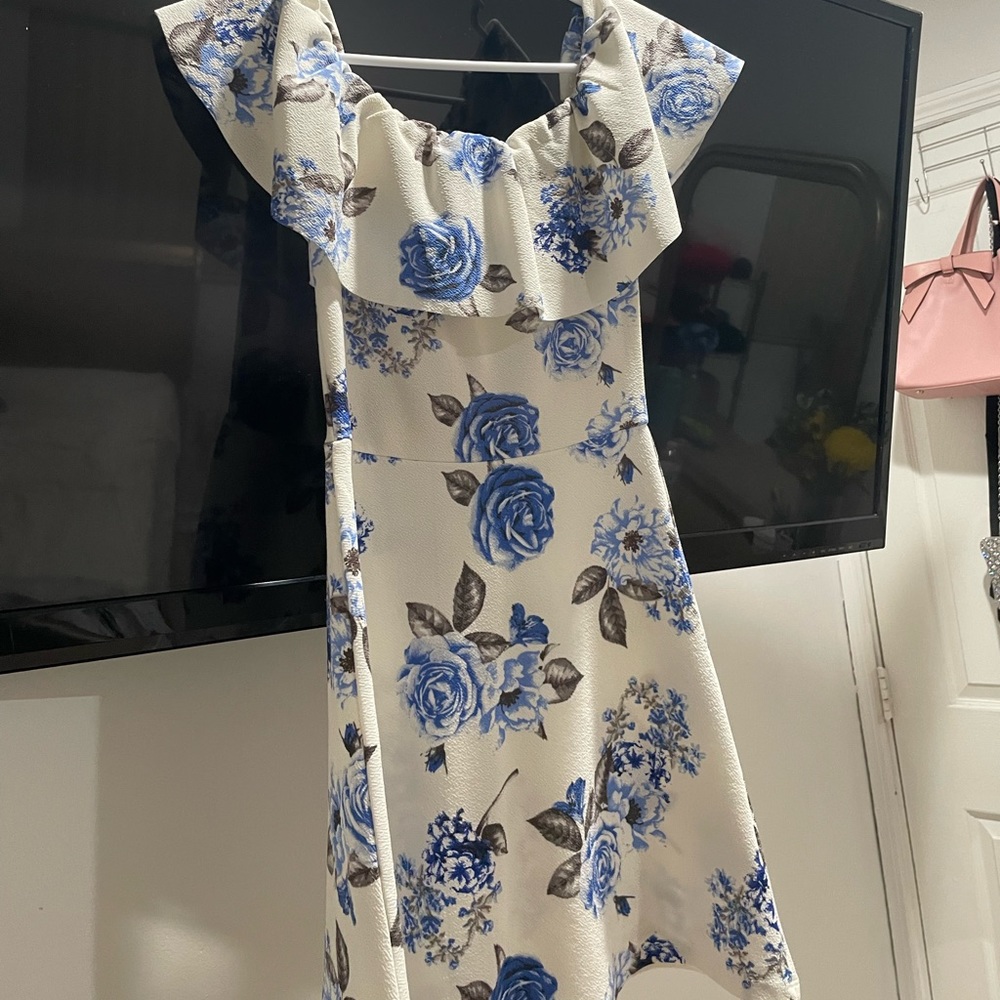 Off shoulder dress